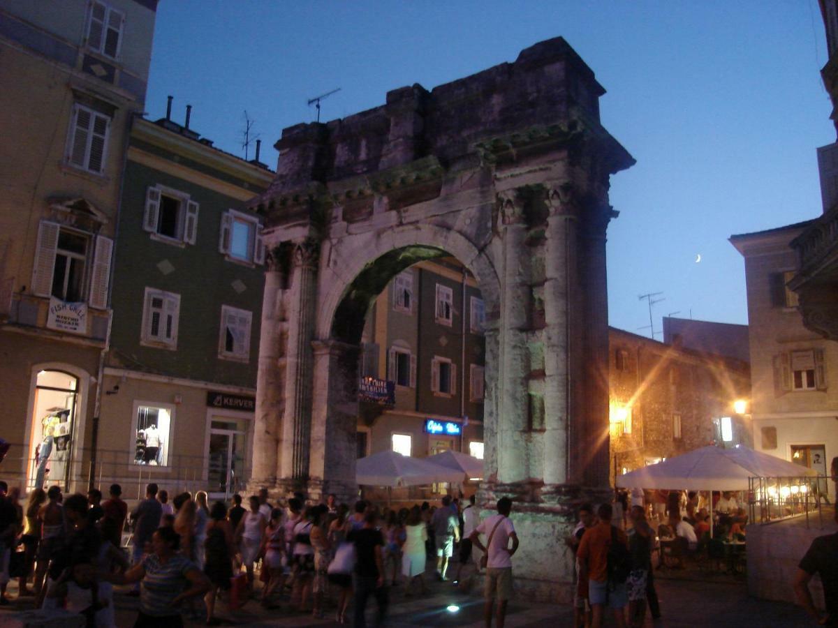 Apartman Amfiteatar Franko Pula Exterior foto